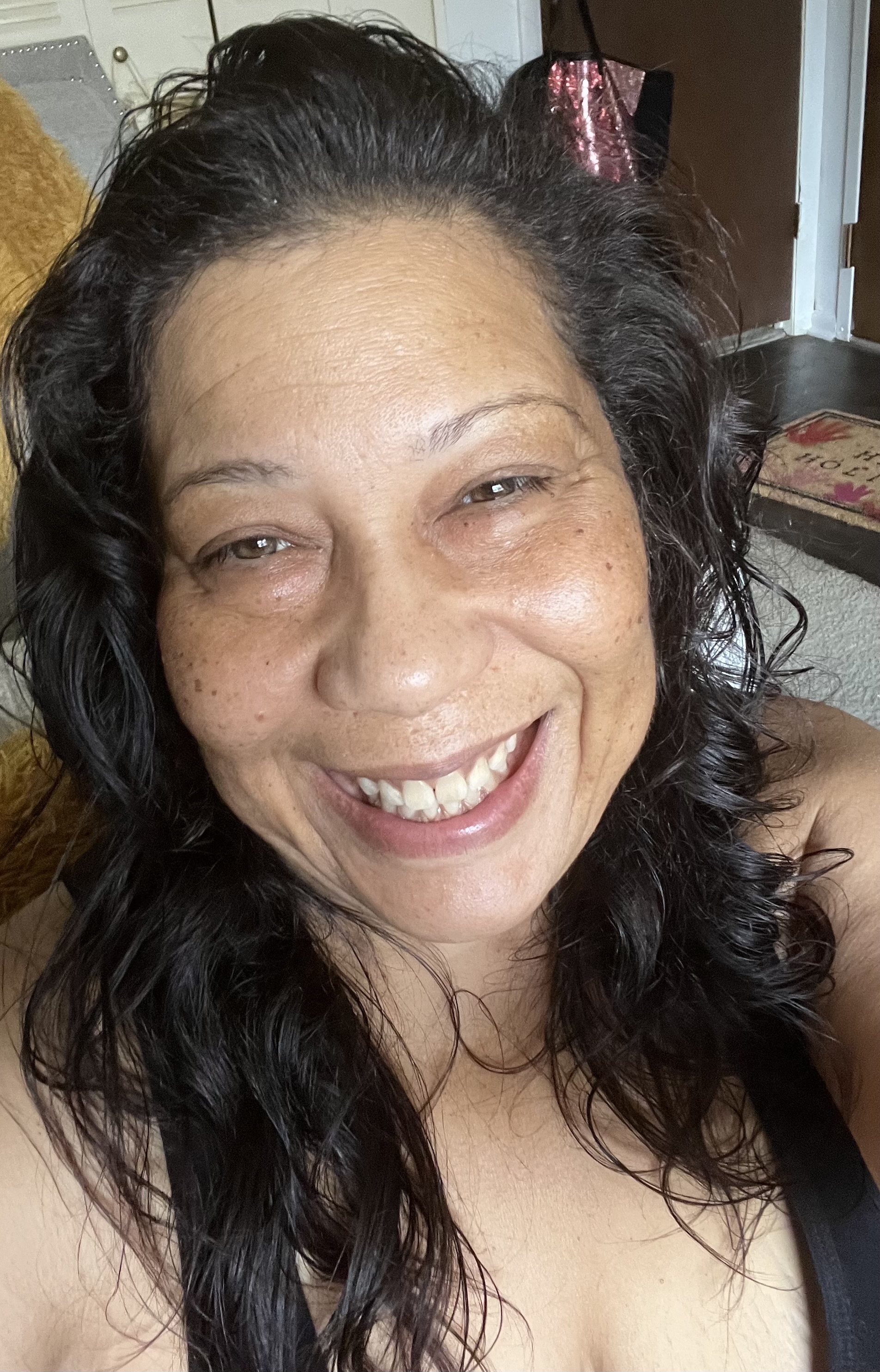 Shawndra J